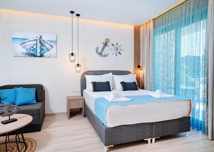 Tereza Golden Χρυσή Αμμουδιά